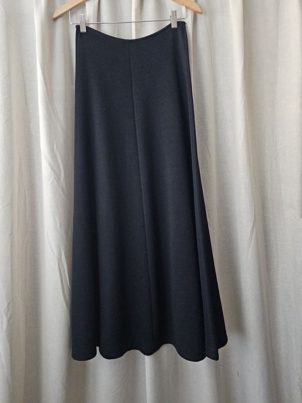 St. John by Marie Gray Black Long Skirt – Size 4